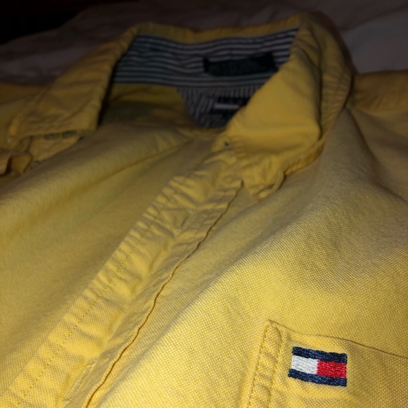 Vintage Tommy Hilfiger Short Sleeve Button Up - Picture 1 of 4